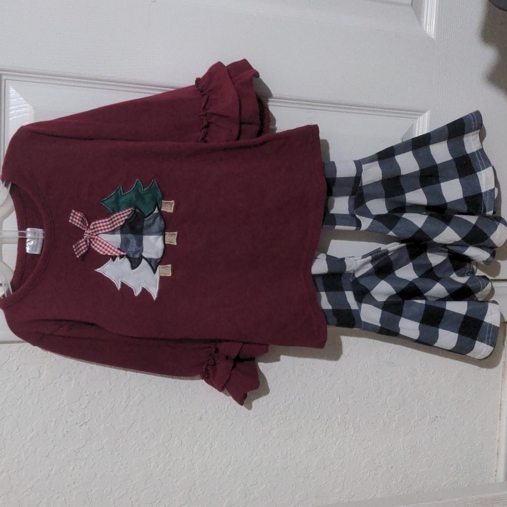 Girls Boutique Christmas matching set. Size 4 T
